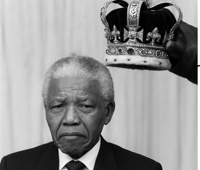 The Crown Mandela Refused, by Osmund Agbo