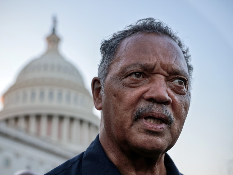 Civil rights icon, Rev Jesse Jackson dies at 84